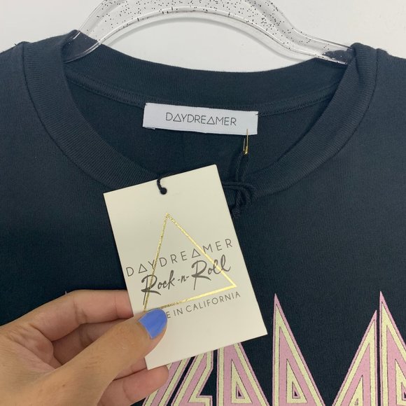 NEW Daydreamer Def Leppard retro graphic sweater - Picture 4 of 5